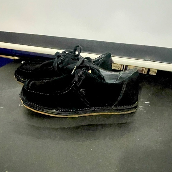 Foot wear !! - Picture 1 of 5